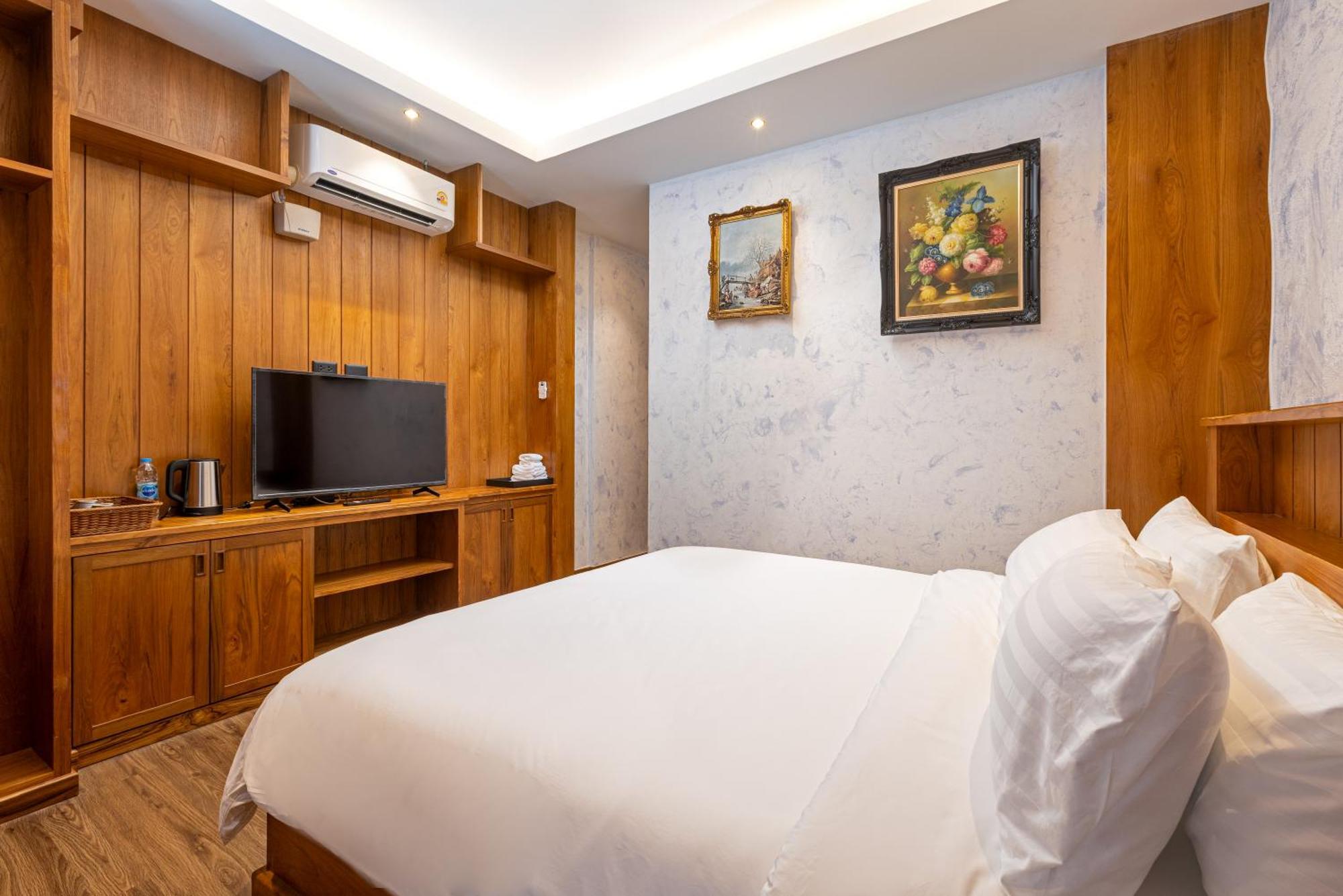 Hotel Twelve 8 Boutique House Phuket Exterior foto